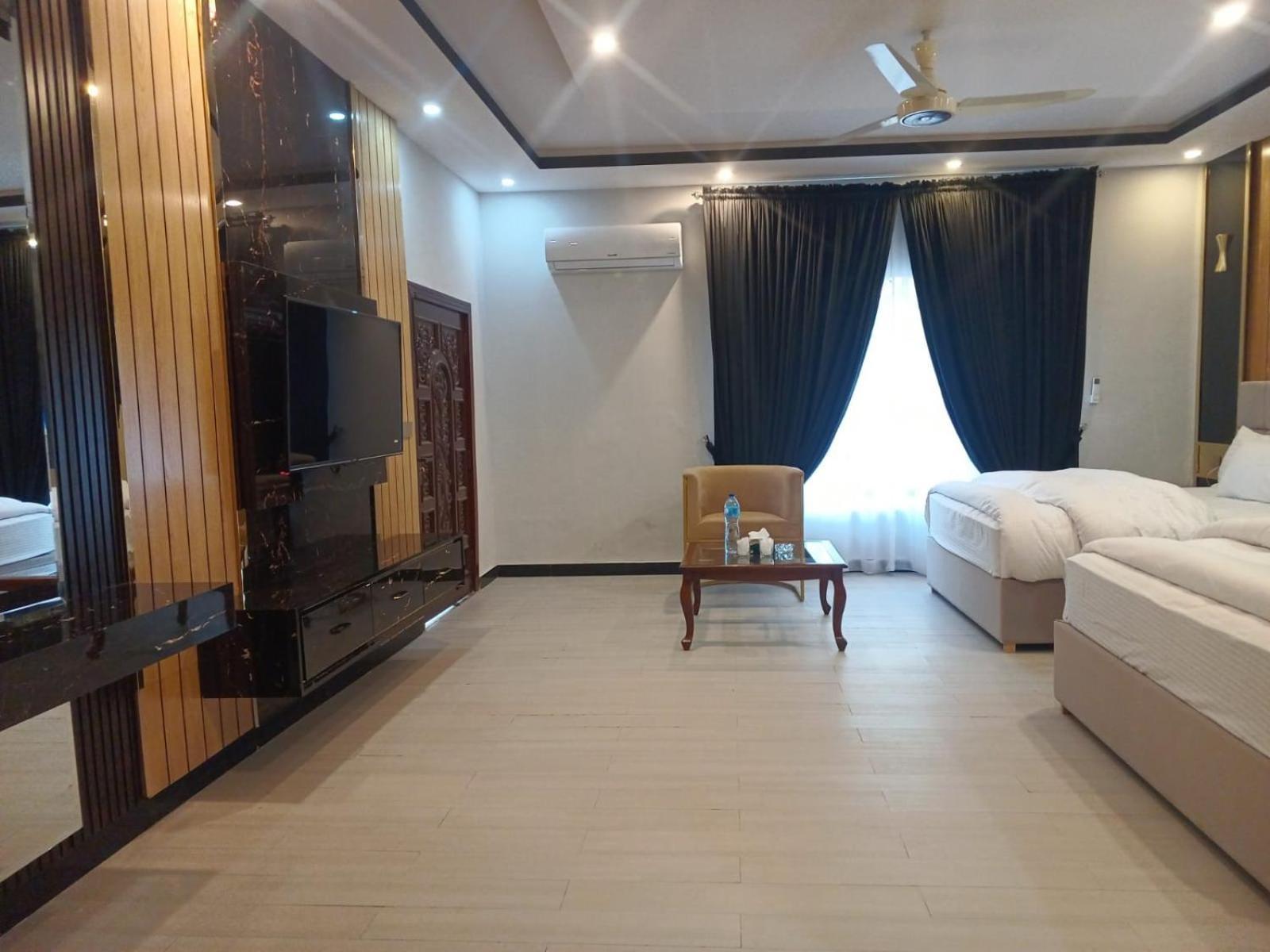 Four Season Boutique Hotel Islamabad Exteriör bild