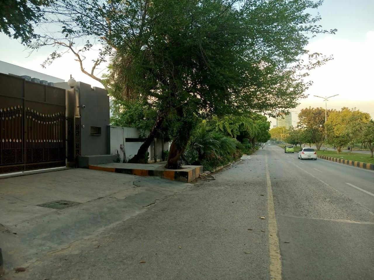 Four Season Boutique Hotel Islamabad Exteriör bild